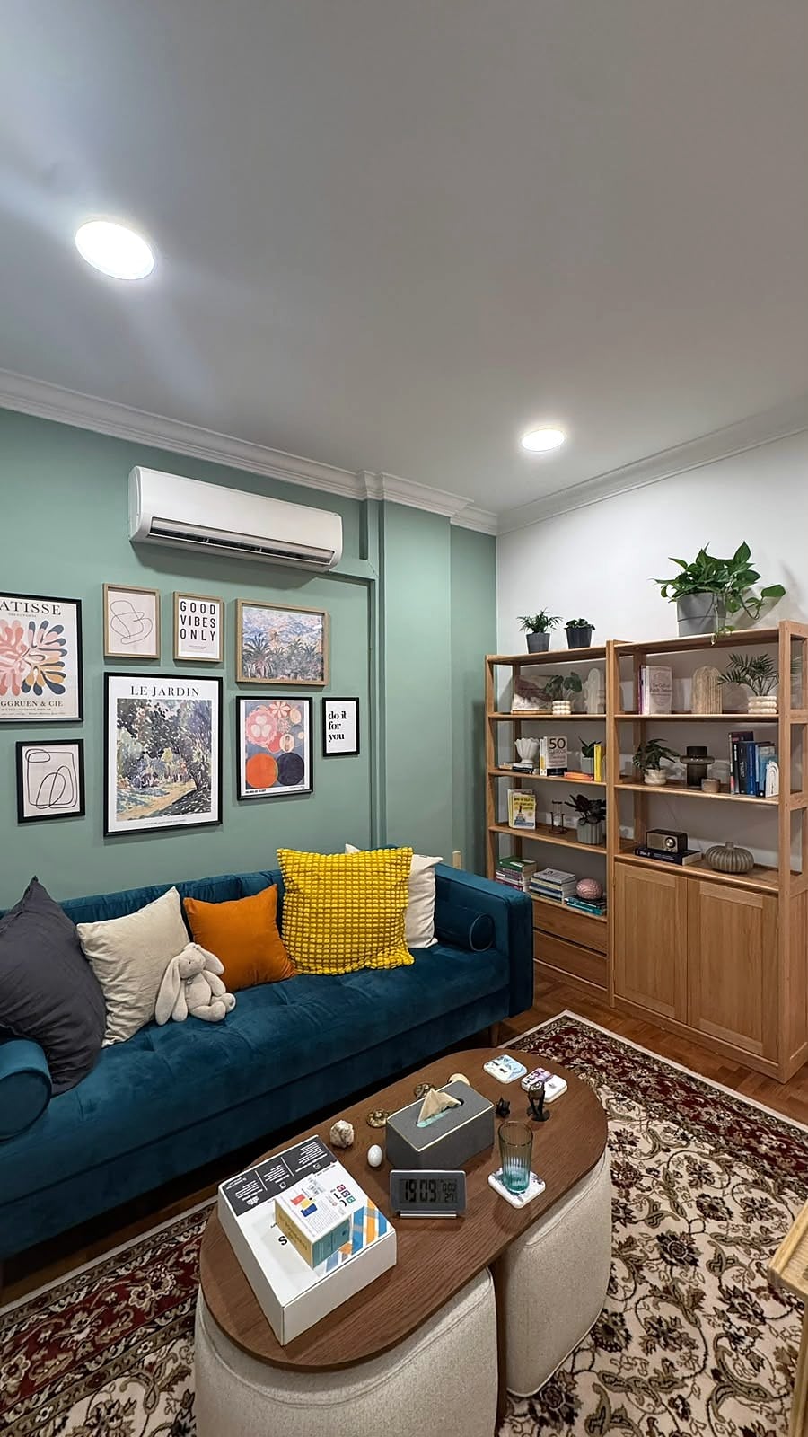 Therapy Practice, Towards the bookshelves
