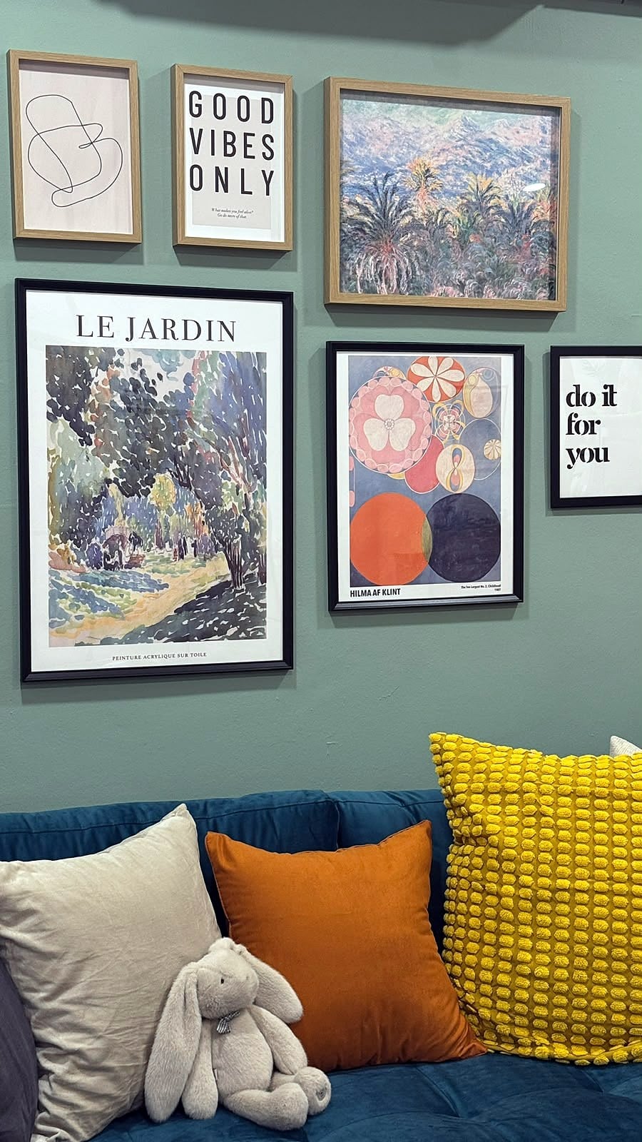 Therapy Practice, Gallery wall